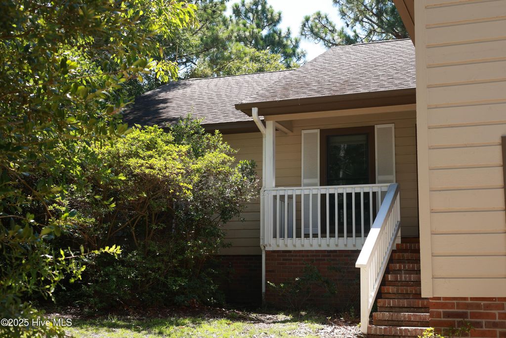 Photo of 9123 Sedgley Drive, Wilmington, NC 28412 (MLS # 100522283)