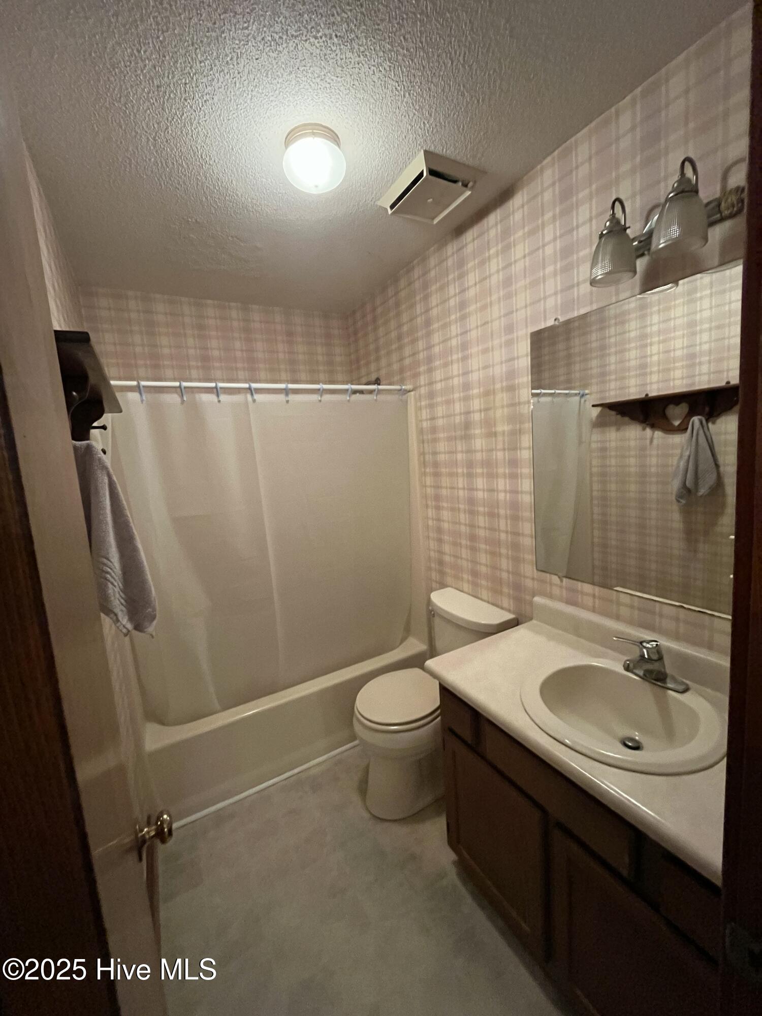 Wilmington, North Carolina 28412, United States, 3 Bedrooms Bedrooms, ,2 BathroomsBathrooms,Residential,Active,256037