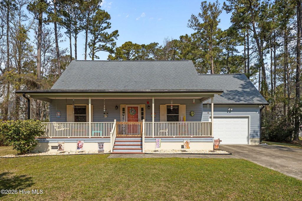 Photo of 741 Comet Drive, Beaufort, NC 28516 (MLS # 100563551)