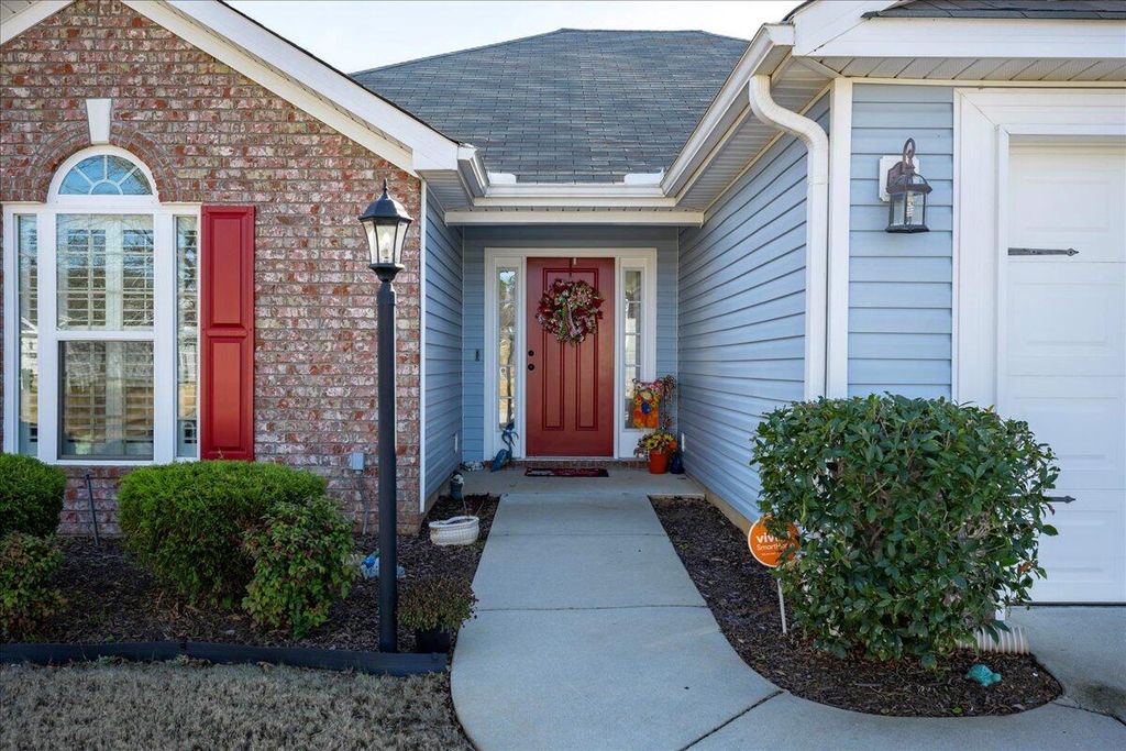Photo of 918 Avalon Court, Grovetown, GA 30813 (MLS # 550337)