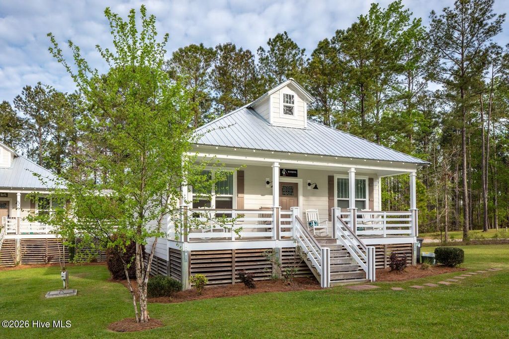 Photo of 994 Mill Creek Drive # B, Minnesott Beach, NC 28510 (MLS # 100554706)