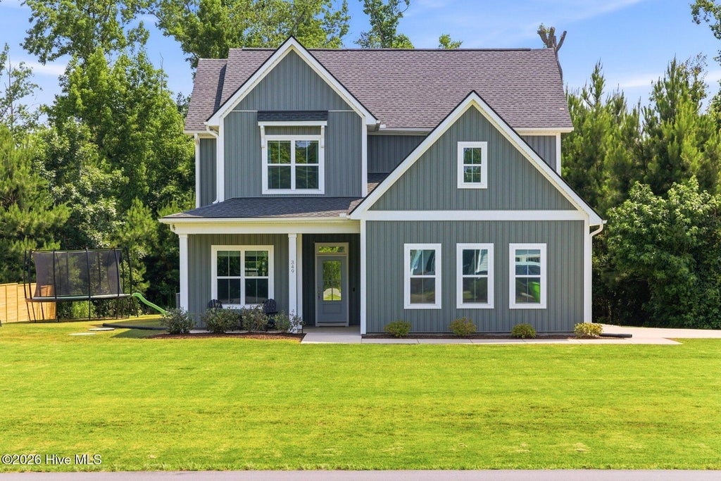 Photo of 349 Grandview Drive, Hampstead, NC 28443 (MLS # 100581054)