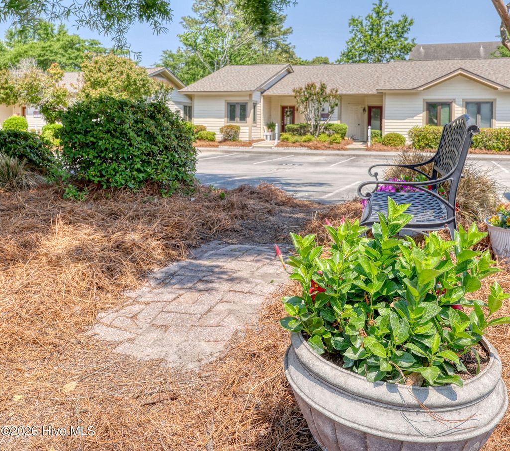 Photo of 135 Longstreet Drive #Apt 101, Wilmington, NC 28412 (MLS # 100569569)