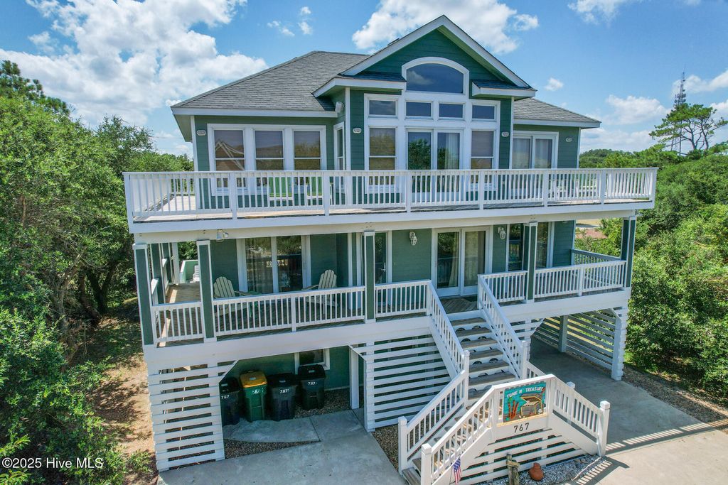 Photo of 767 Gulfstream Court, Corolla, NC 27927 (MLS # 100504795)