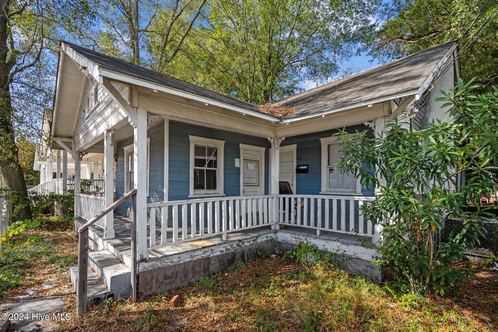 Photo of 711 Dawson Street, Wilmington, NC 28401 (MLS # 100489442)