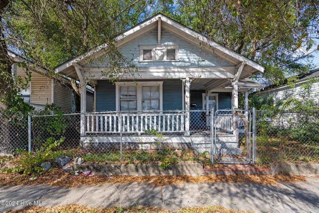 Photo of 711 Dawson Street, Wilmington, NC 28401 (MLS # 100489442)