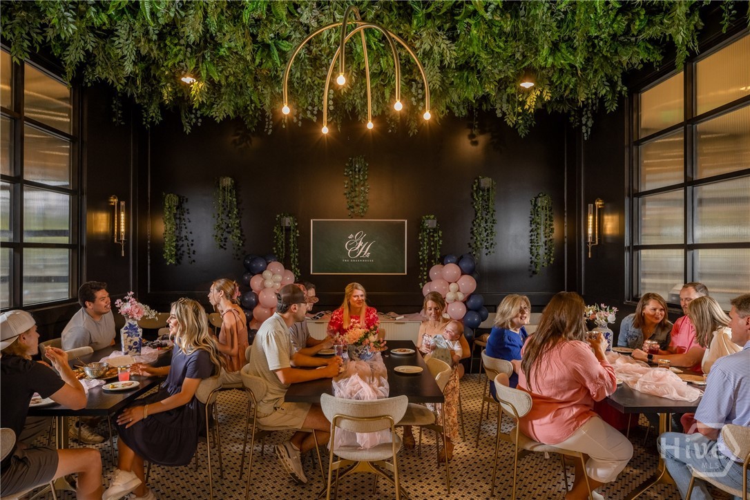 2625 Electric Avenue