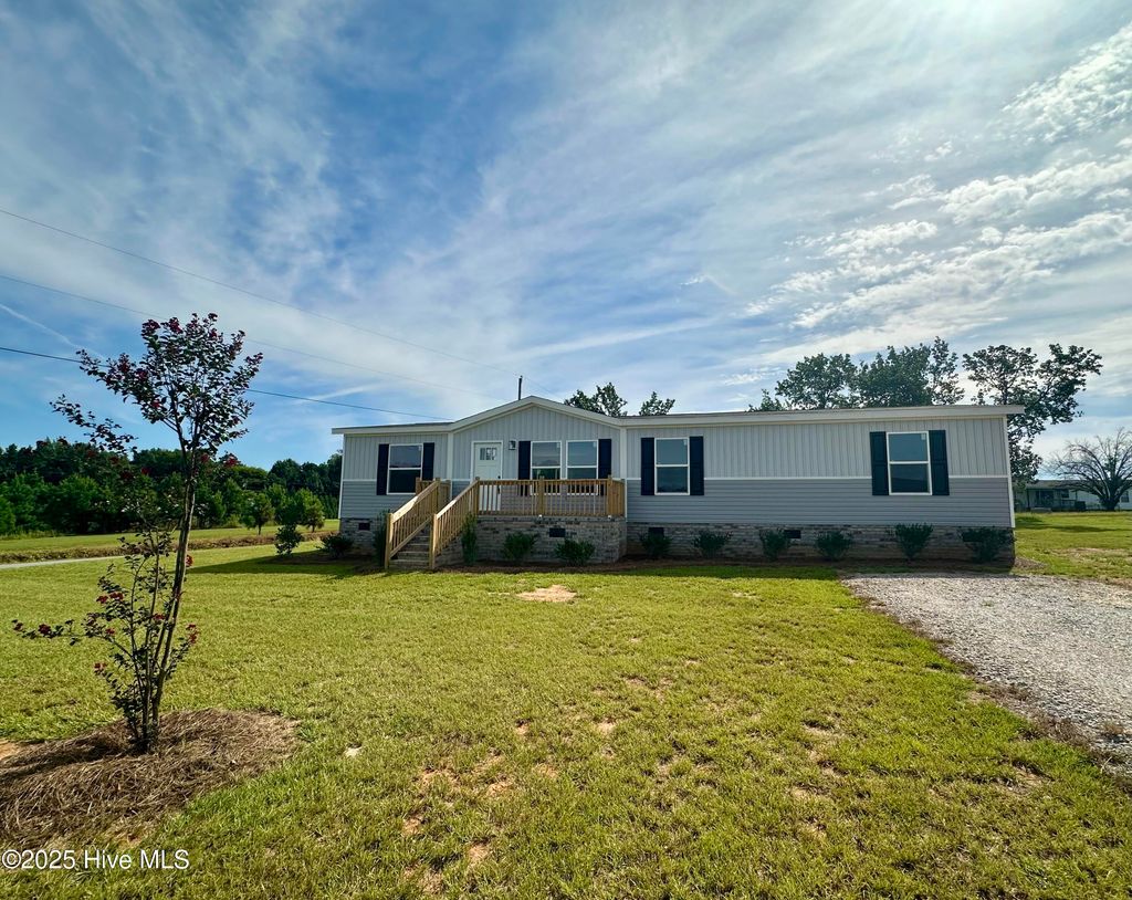 Photo of 101 Cottonwood Court, Kenly, NC 27542 (MLS # 100527648)