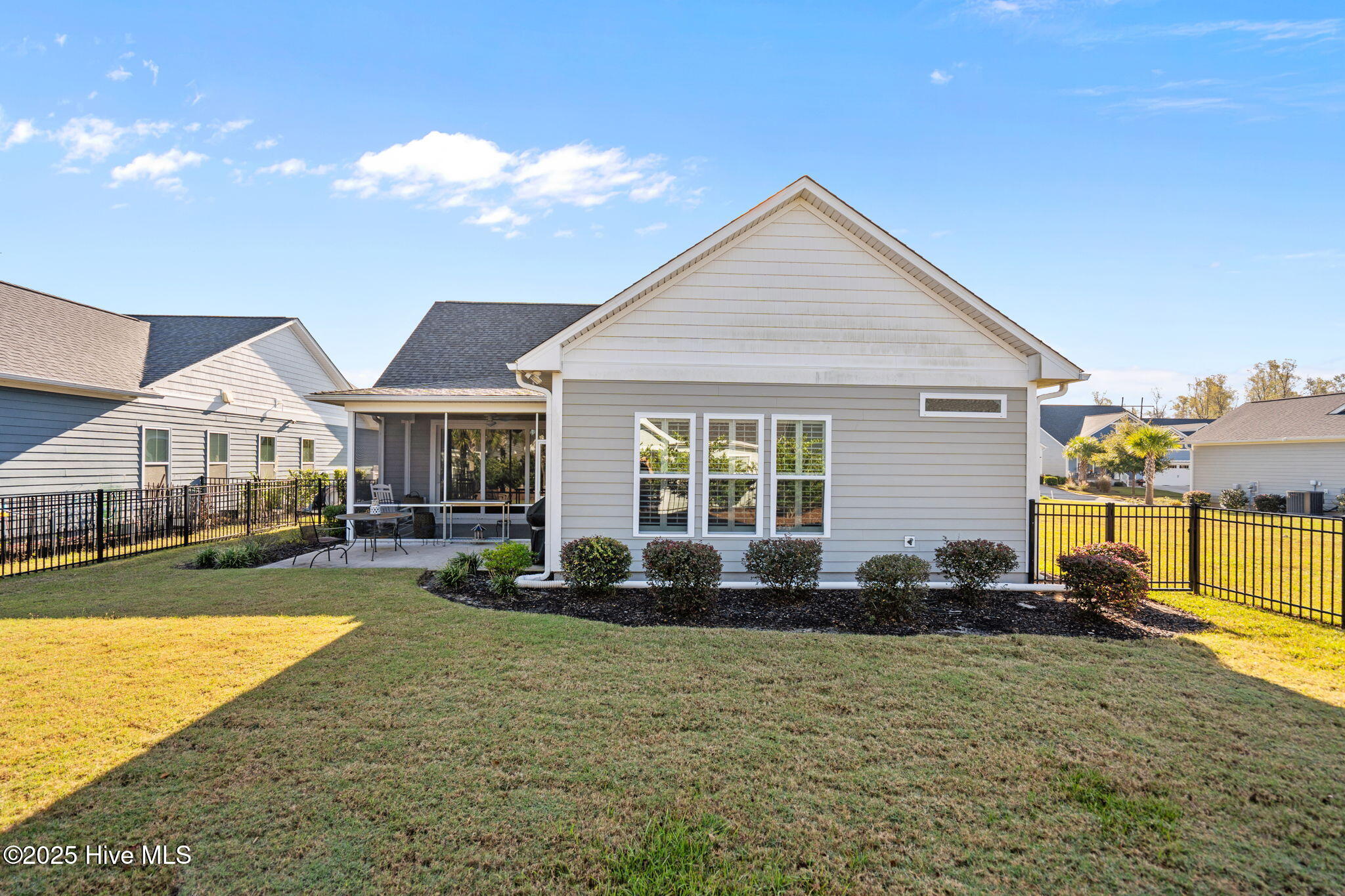 2267 Reefside Loop NE