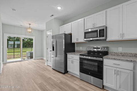 Tiny photo for 229 Sandy Cove Lane, Sneads Ferry, NC 28460 (MLS # 100544882)