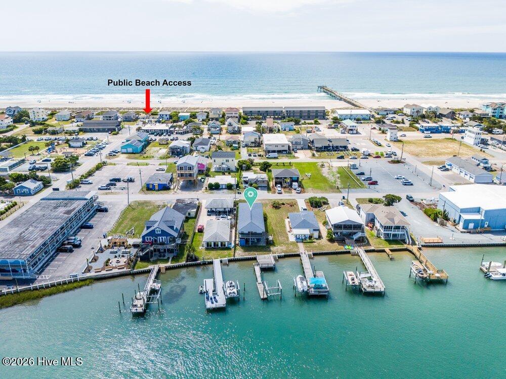 712 Channel Boulevard