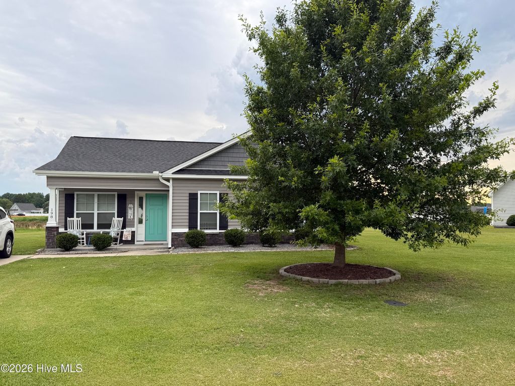 Photo of 198 Asheberne Drive, Washington, NC 27889 (MLS # 100578492)