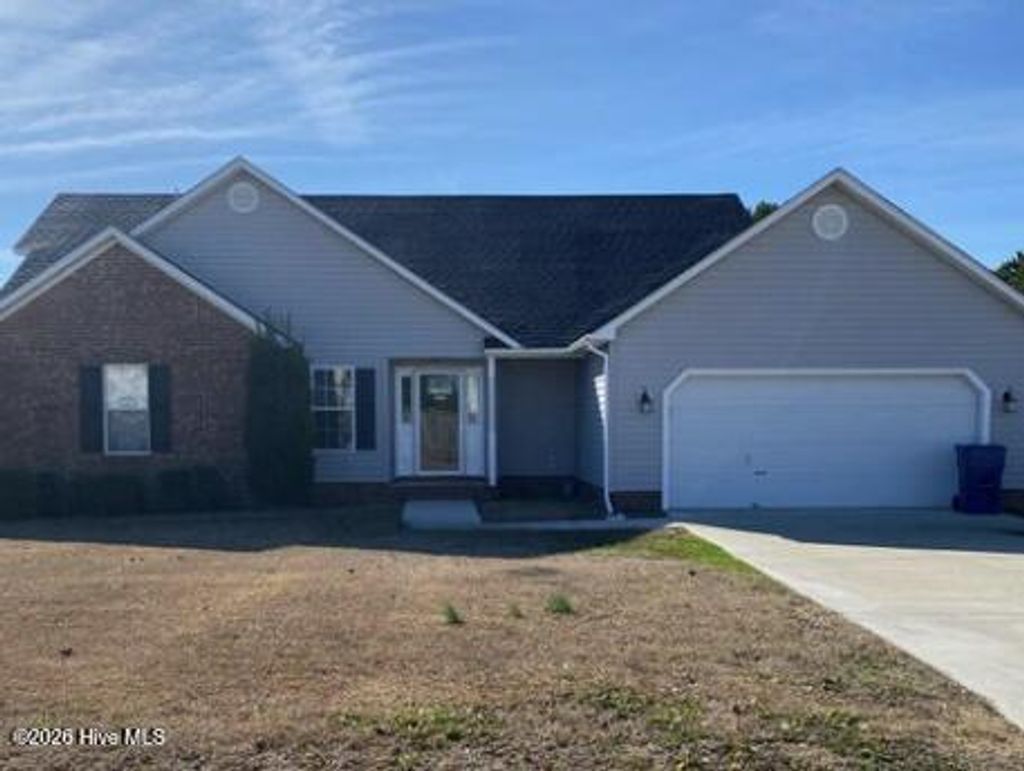 Photo of 1204 Huff Drive, Jacksonville, NC 28546 (MLS # 100550599)