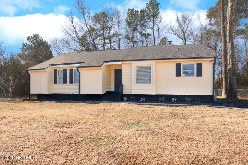 Photo of 830 Brandywine Lane, Rocky Mount, NC 27804 (MLS # 100550469)