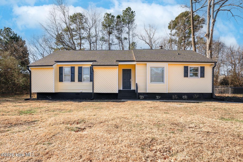 Photo of 830 Brandywine Lane, Rocky Mount, NC 27804 (MLS # 100550469)