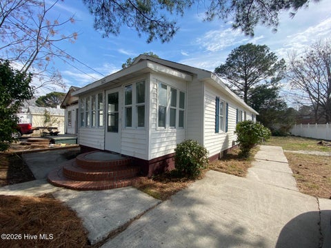 Homes For Sale - 3625 S Walnut Street<br/> Pitt County, Farmville, NC 27828