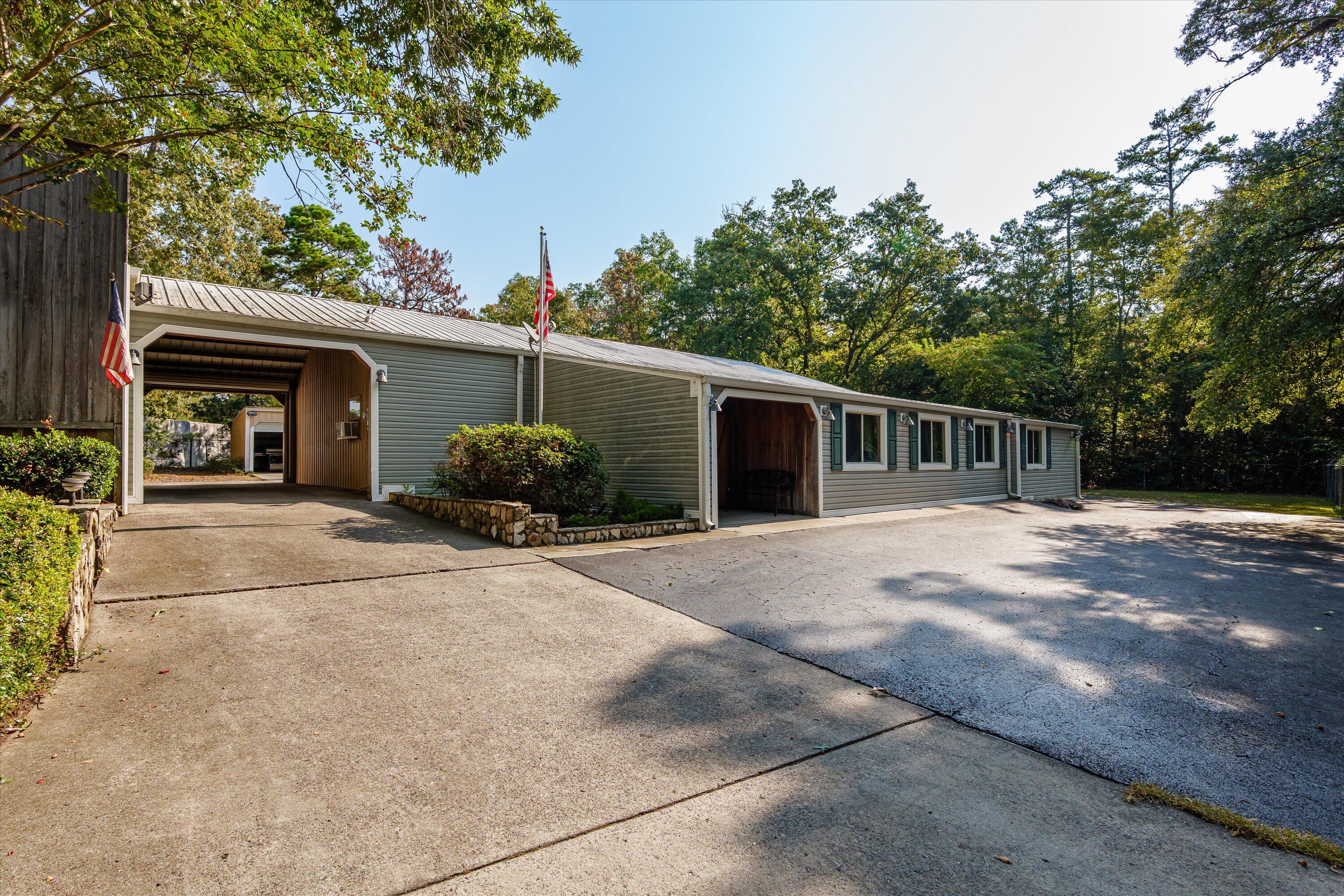 877 W Five Notch Road