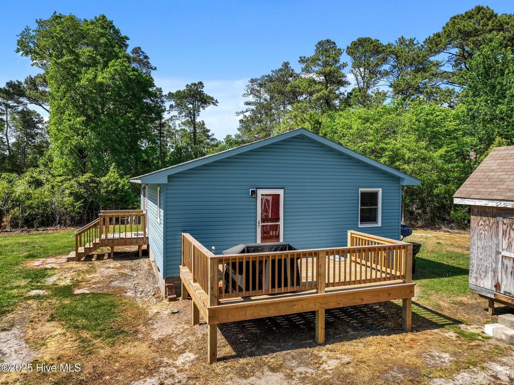 Photo of 132 Ward Lane, Manteo, NC 27954 (MLS # 100527144)