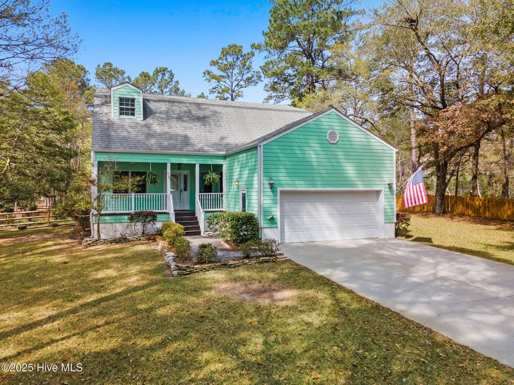 Photo of 3181 Island Drive SE, Bolivia, NC 28422 (MLS # 100497735)