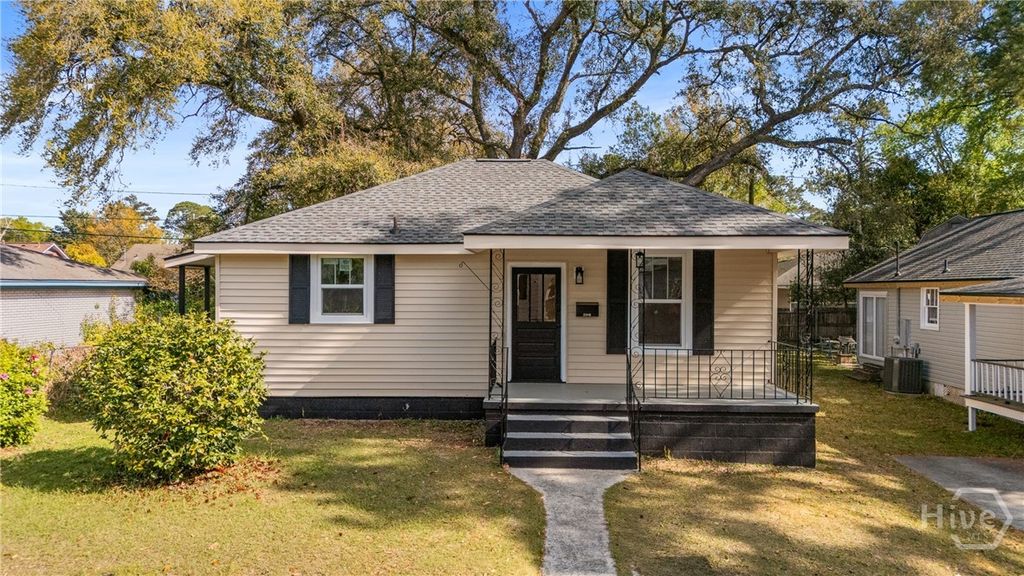 Photo of 2318 Florida Avenue, Savannah, GA 31404 (MLS # SA352546)