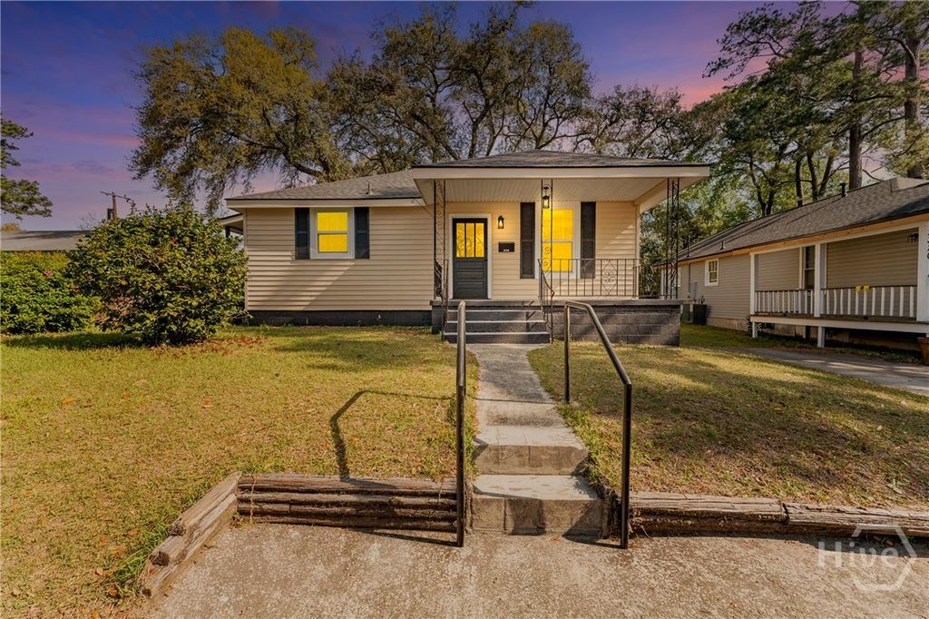 Photo of 2318 Florida Avenue, Savannah, GA 31404 (MLS # SA352546)