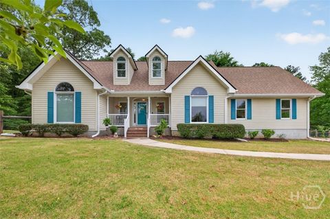 Photo of 1207 Lakeland Drive, Toccoa, GA 30577 (MLS # CL360547)