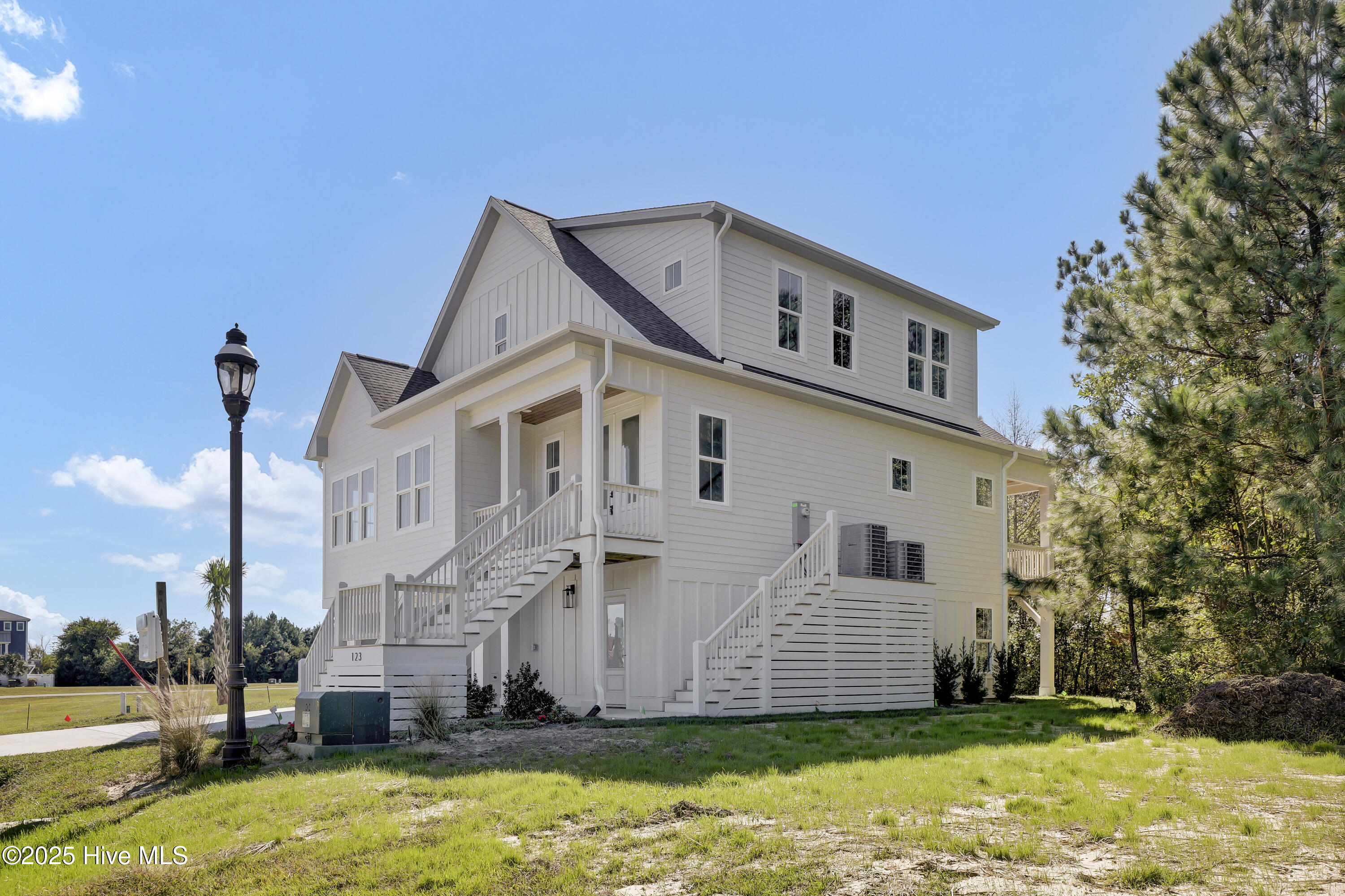 123 Night Heron Trace