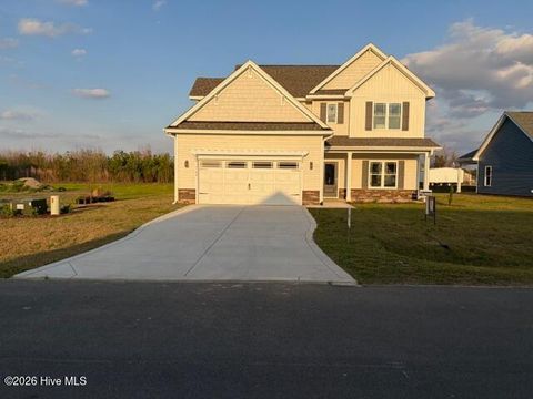 Homes For Sale - 104 Sunny Acres Ln<br/> Sampson County, Clinton, NC 28328