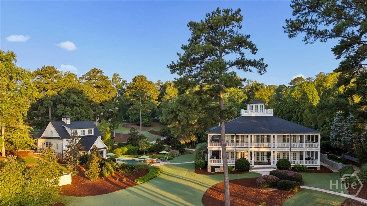 1581 Lighthouse Circle