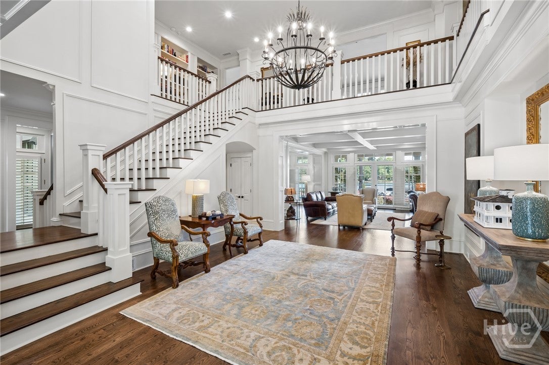 1581 Lighthouse Circle
