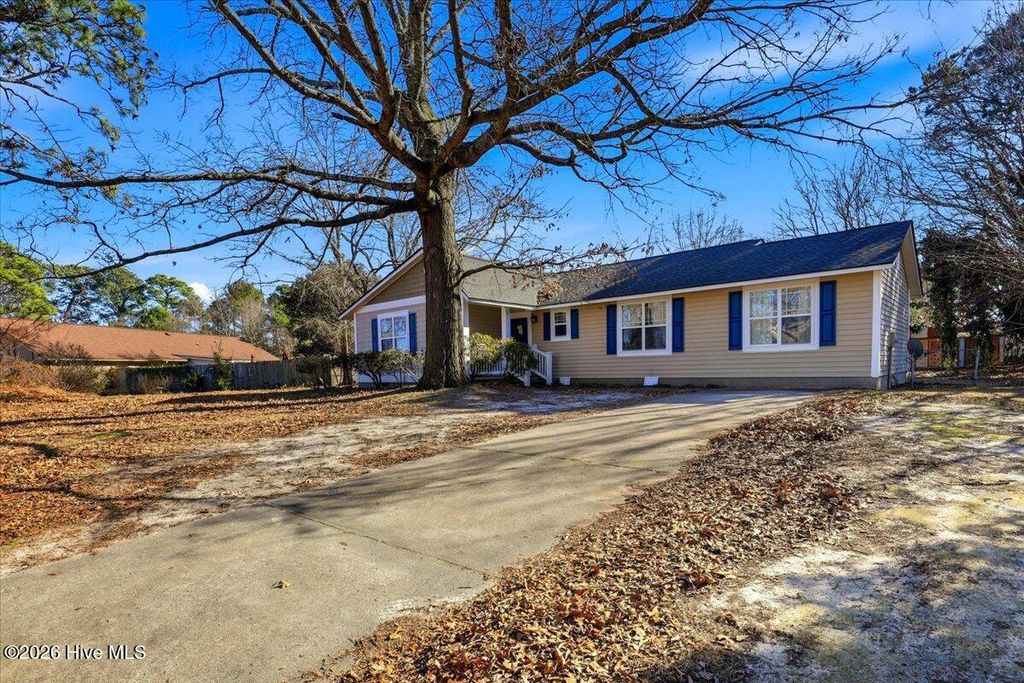 Photo of 111 Lakehurst Drive, Dudley, NC 27833 (MLS # 100550098)