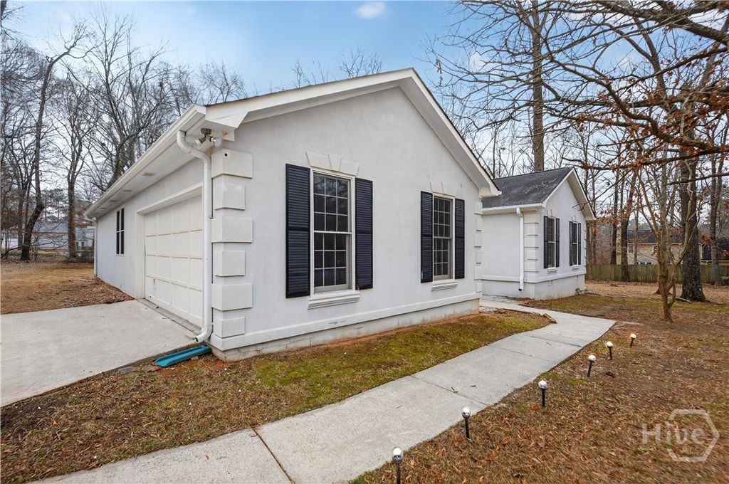 Photo of 149 Buttonwood Loop, Athens, GA 30605 (MLS # CL346257)