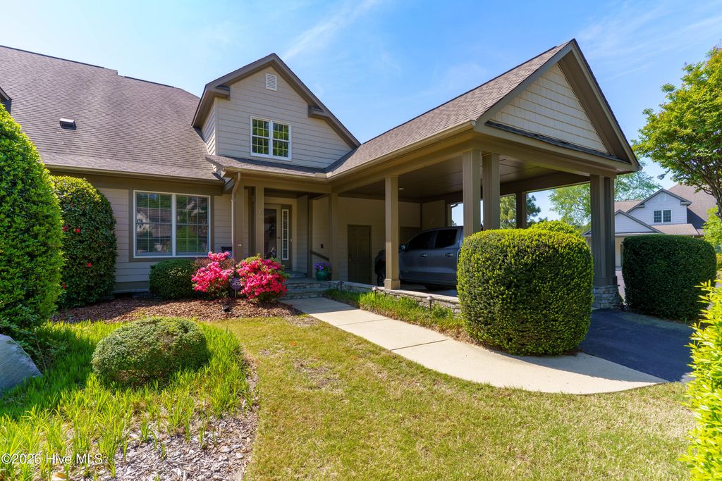 Photo of 194 Starland Lane, Southern Pines, NC 28387 (MLS # 100568357)