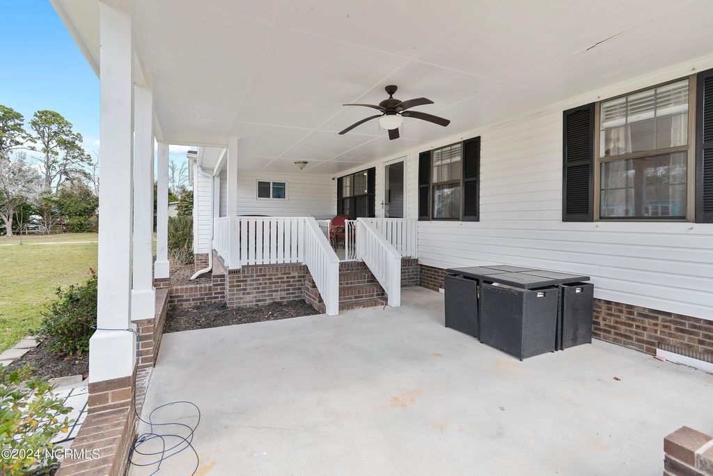 Photo of 178 Chestnut Drive SW, Supply, NC 28462 (MLS # 100547405)