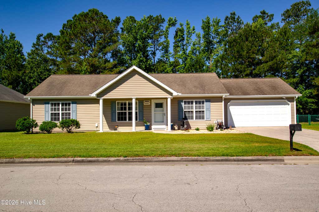 Photo of 135 Corinth Drive, New Bern, NC 28562 (MLS # 100584495)