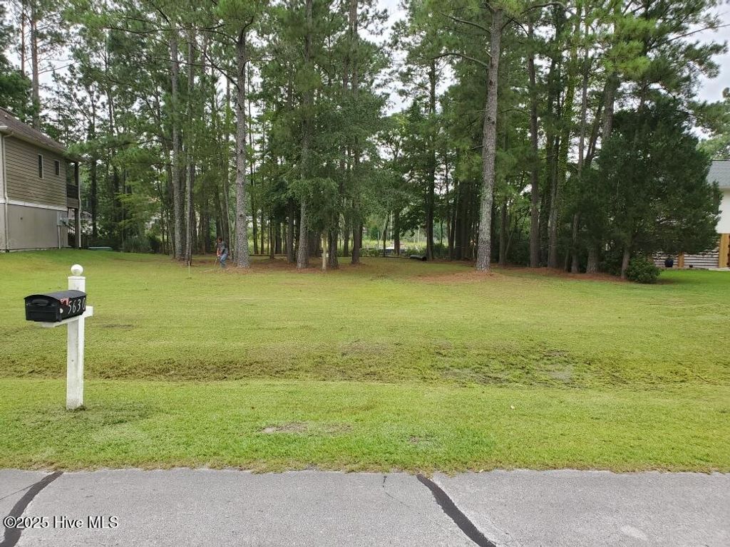 Photo of 5630 Gondolier Drive, New Bern, NC 28560 (MLS # 100551225)
