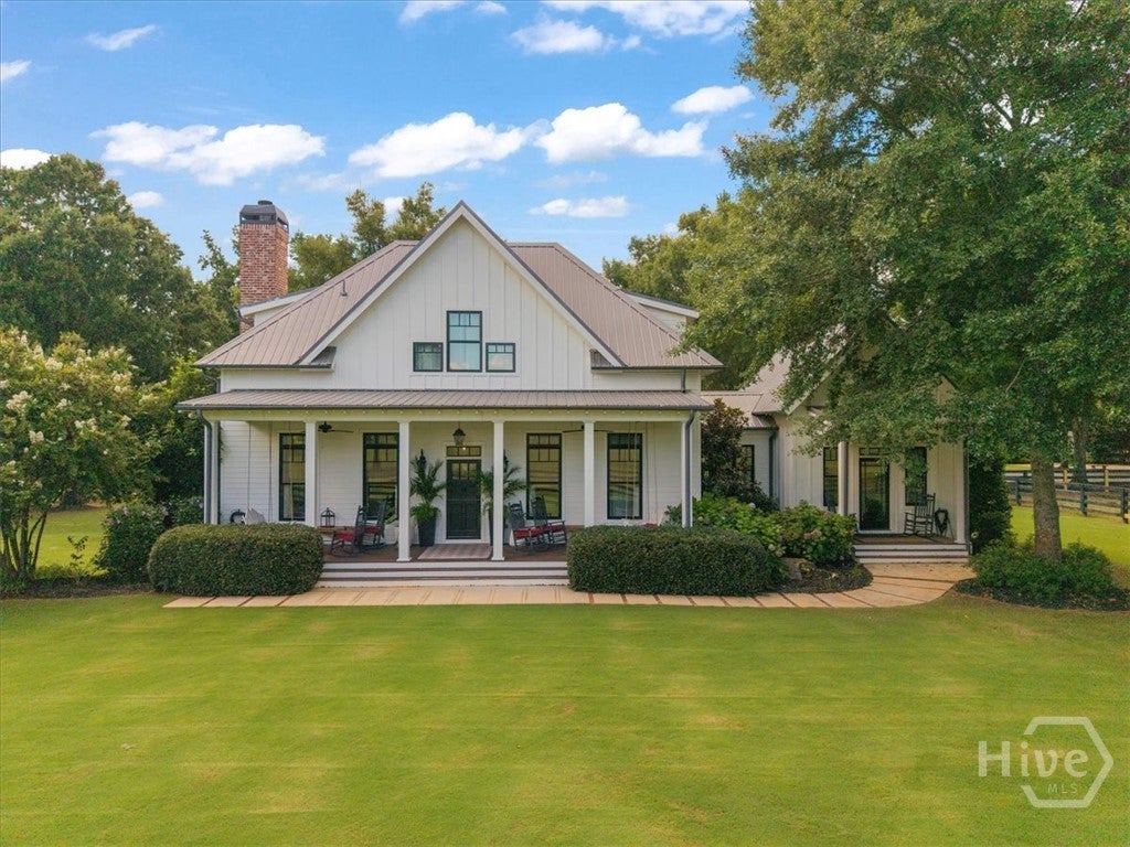 Photo of 1641 Brownwood Road, Madison, GA 30650 (MLS # CL364232)