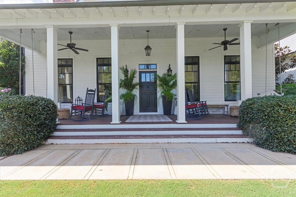 Photo of 1641 Brownwood Road, Madison, GA 30650 (MLS # CL364232)