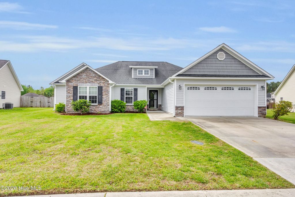 Photo of 3117 Bettye Gresham Lane, New Bern, NC 28562 (MLS # 100565900)