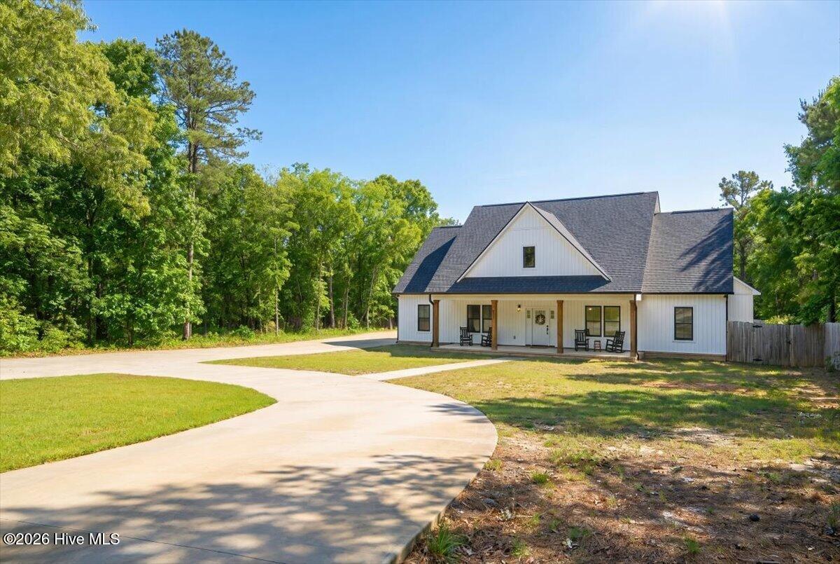 401 D L Phillips Lane