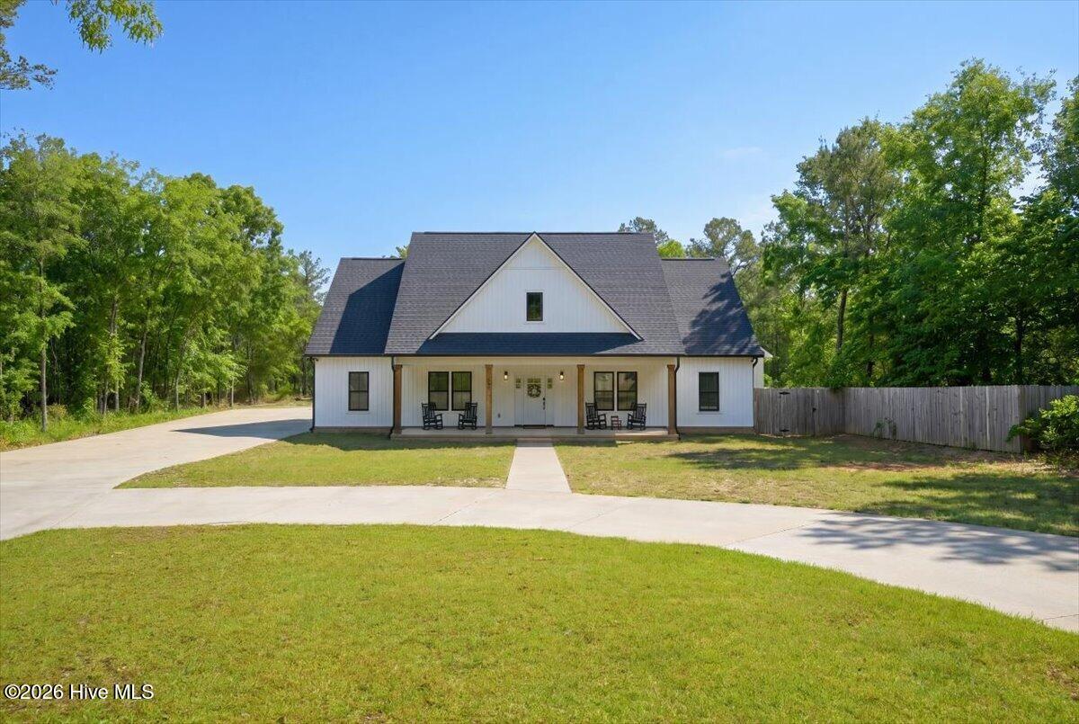 401 D L Phillips Lane