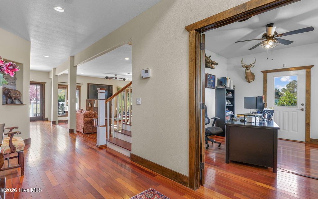 Photo of 102 Falcons Cove, Moyock, NC 27958 (MLS # 100565281)