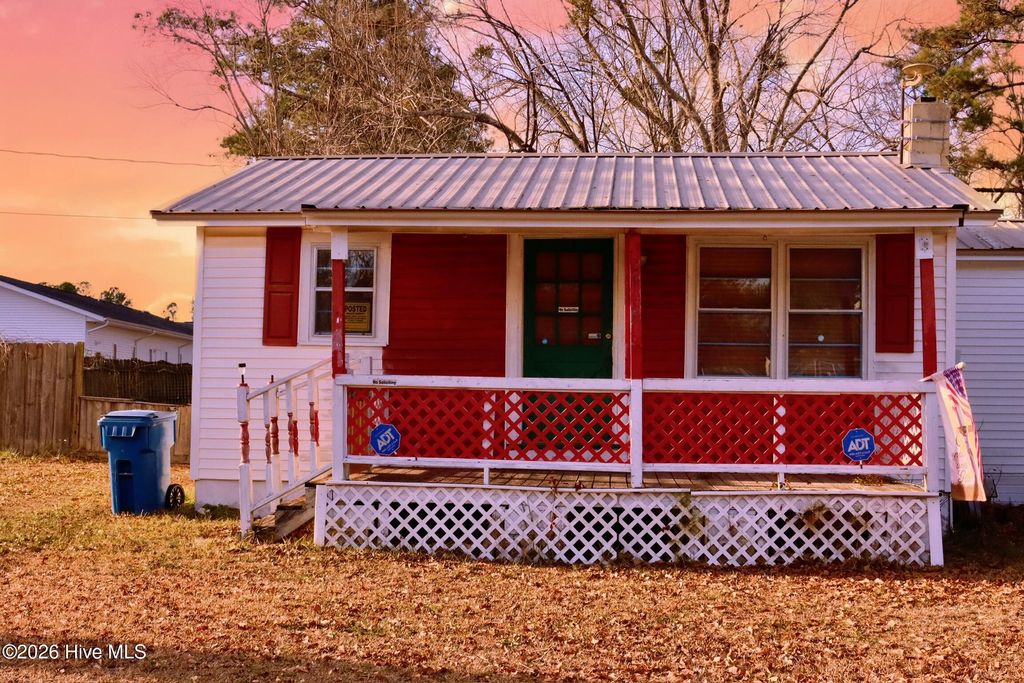 Photo of 2078 Blue Creek Road, Jacksonville, NC 28540 (MLS # 100547933)