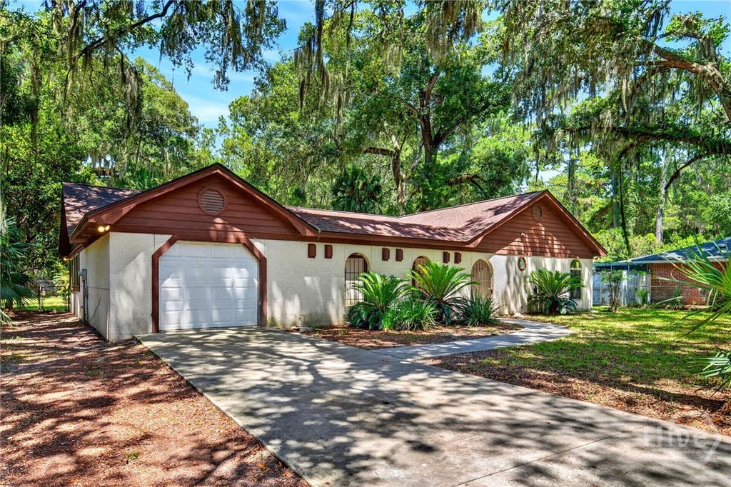 Photo of 30 Grace Court, Richmond Hill, GA 31324 (MLS # SA360877)