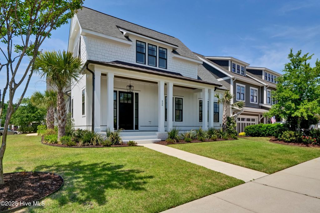 Photo of 856 Bedminister Lane, Wilmington, NC 28405 (MLS # 100550723)