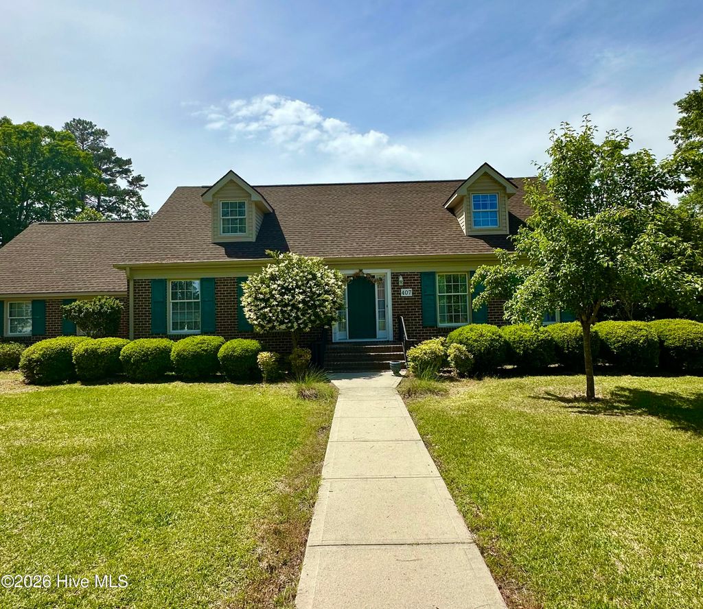 Photo of 407 4th Street, Bladenboro, NC 28320 (MLS # 100570694)