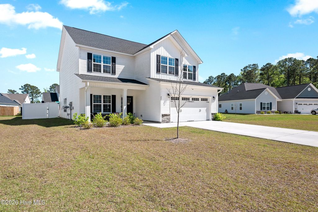 Photo of 227 Lookout Lane, Sneads Ferry, NC 28460 (MLS # 100567296)