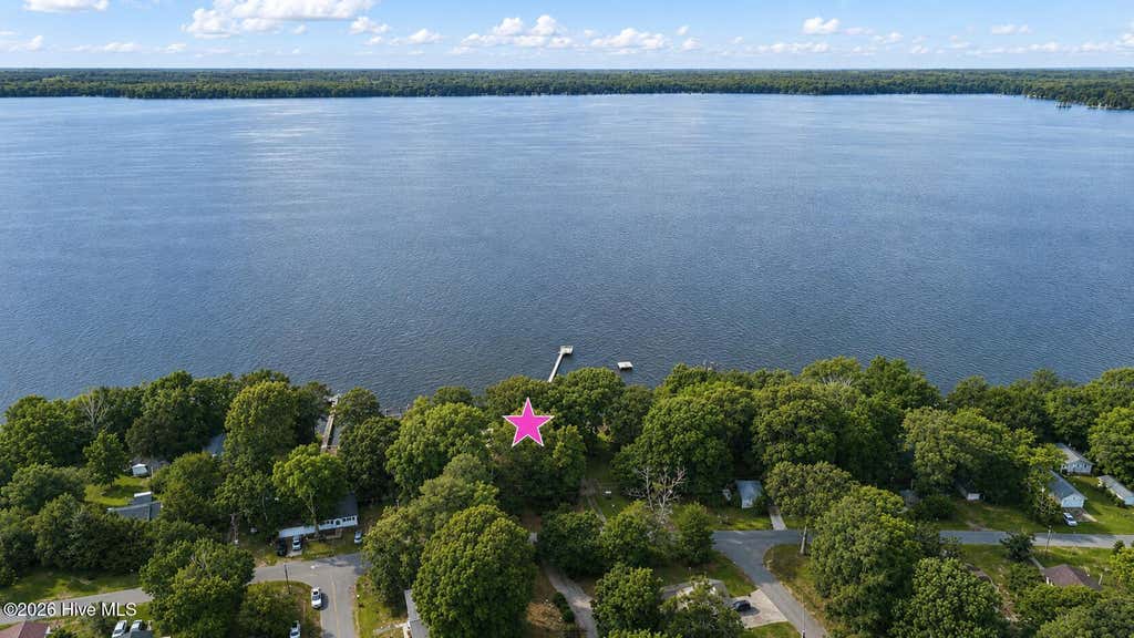 Photo of 402 Chowan Trail, Edenton, NC 27932 (MLS # 100591938)