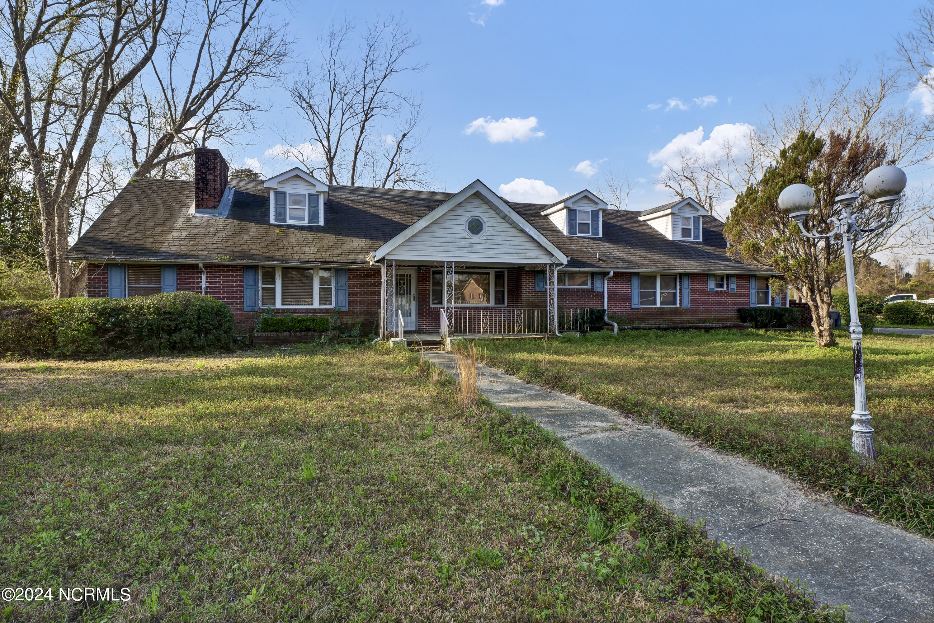 3112 John Grady Road