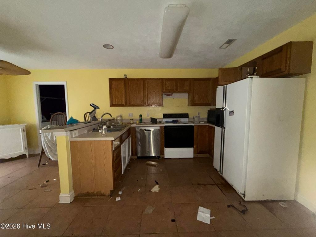Photo of 220 Adele Court, Wilmington, NC 28412 (MLS # 100575318)